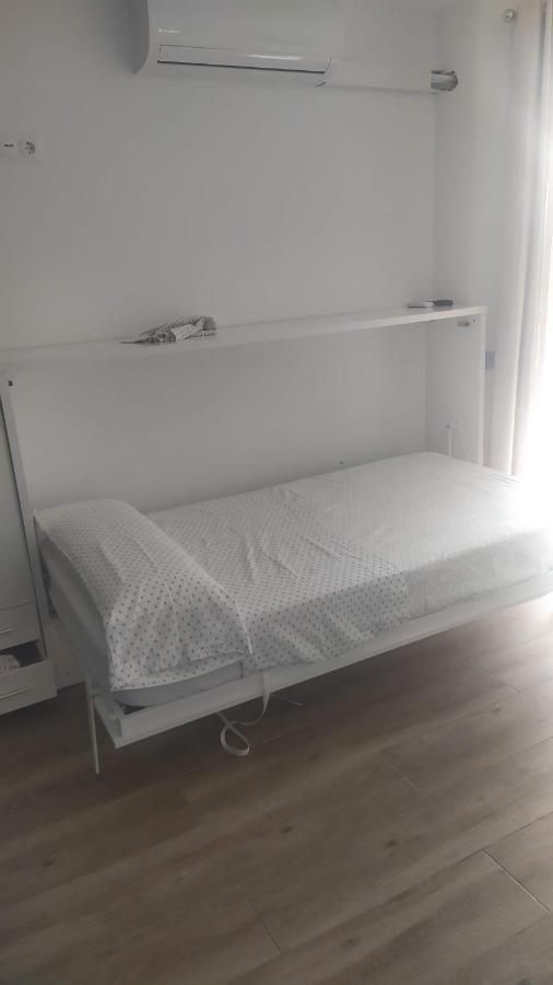 Estudio En Chinasol Primera Linea Playa San Cristobal